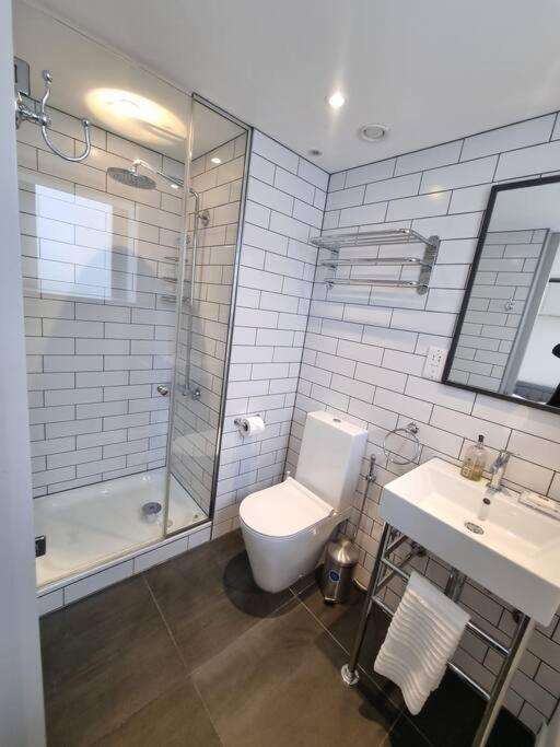 Manhattan Style Apartment In Fulham London Exteriör bild